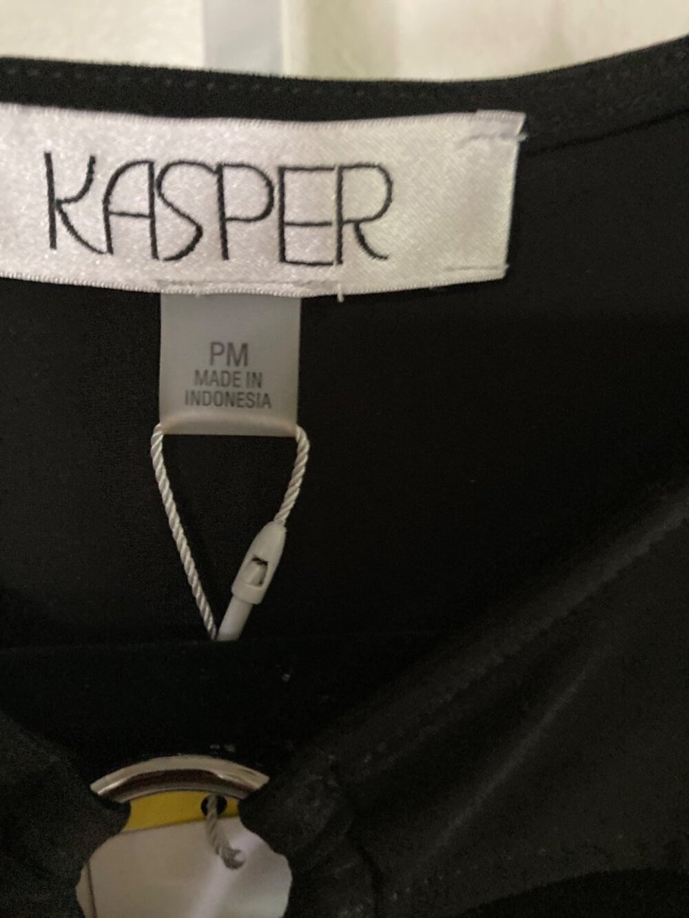 KASPER WOMENS KEYHOLE RING SHORT-SLE BLACK PM NWT - Picture 2 of 6